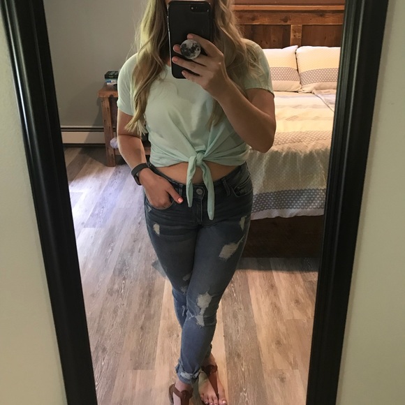 Meet your Posher, Erica - Picture 5 of 6